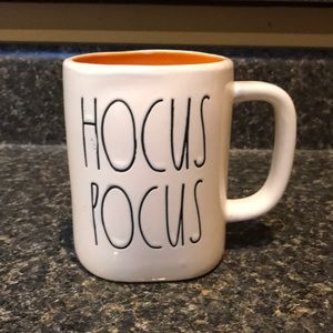 Rae Dunn “Hocus Pocus” Mug!